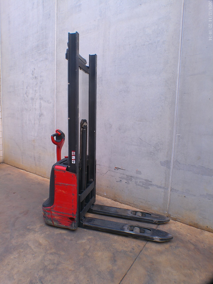 Linde L 10 - Apilador: foto 4 Linde L 10 - Apilador: foto 4
