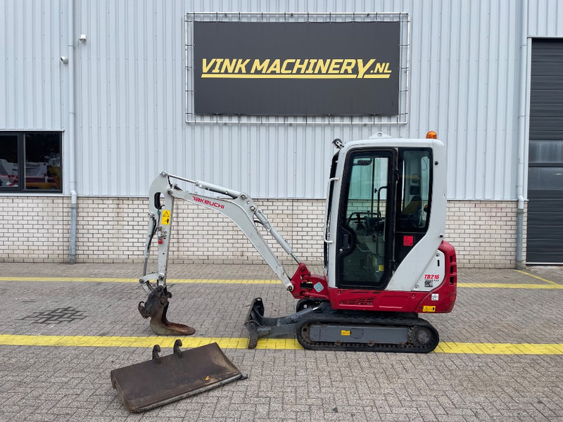 Takeuchi TB 216 - Miniexcavadora: foto 1 Takeuchi TB 216 - Miniexcavadora: foto 1