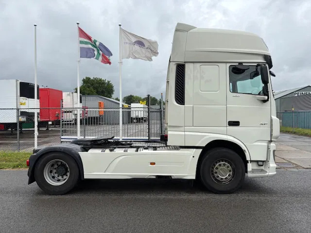 DAF XF 480 4x2 Euro6 SSC 2-tanks PTO Hydraulic feedpump MOT 03-2026 - Cabeza tractora: foto 4 DAF XF 480 4x2 Euro6 SSC 2-tanks PTO Hydraulic feedpump MOT 03-2026 - Cabeza tractora: foto 4