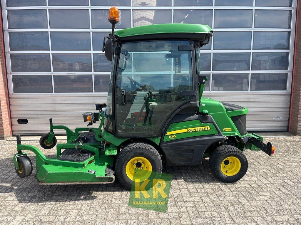 1585 John Deere - Cortacésped: foto 1 1585 John Deere - Cortacésped: foto 1