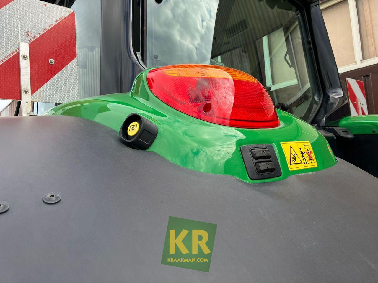 6155M John Deere - Tractor: foto 3 6155M John Deere - Tractor: foto 3