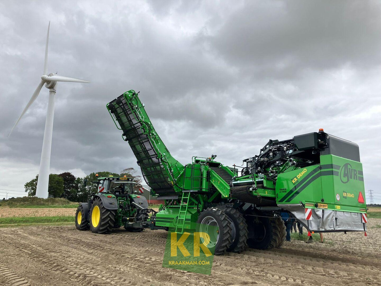 AVR Spirit 9200 aardappelrooier - Arrancadora de patatas: foto 1 AVR Spirit 9200 aardappelrooier - Arrancadora de patatas: foto 1