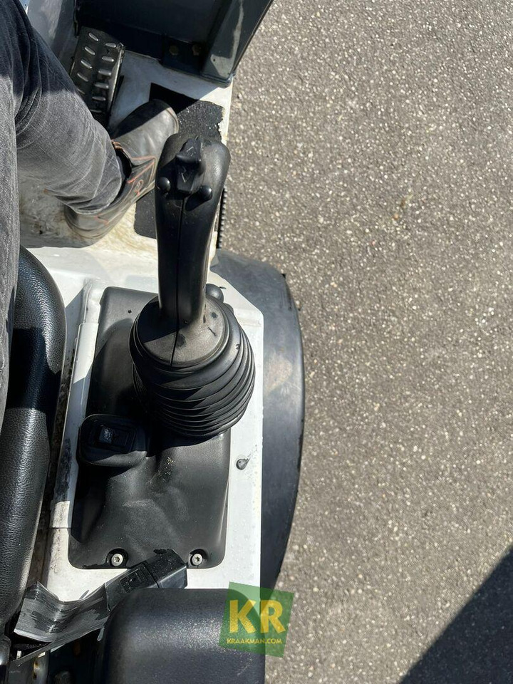 Cargadora articulada GEHL AL400: foto 15 Cargadora articulada GEHL AL400: foto 15