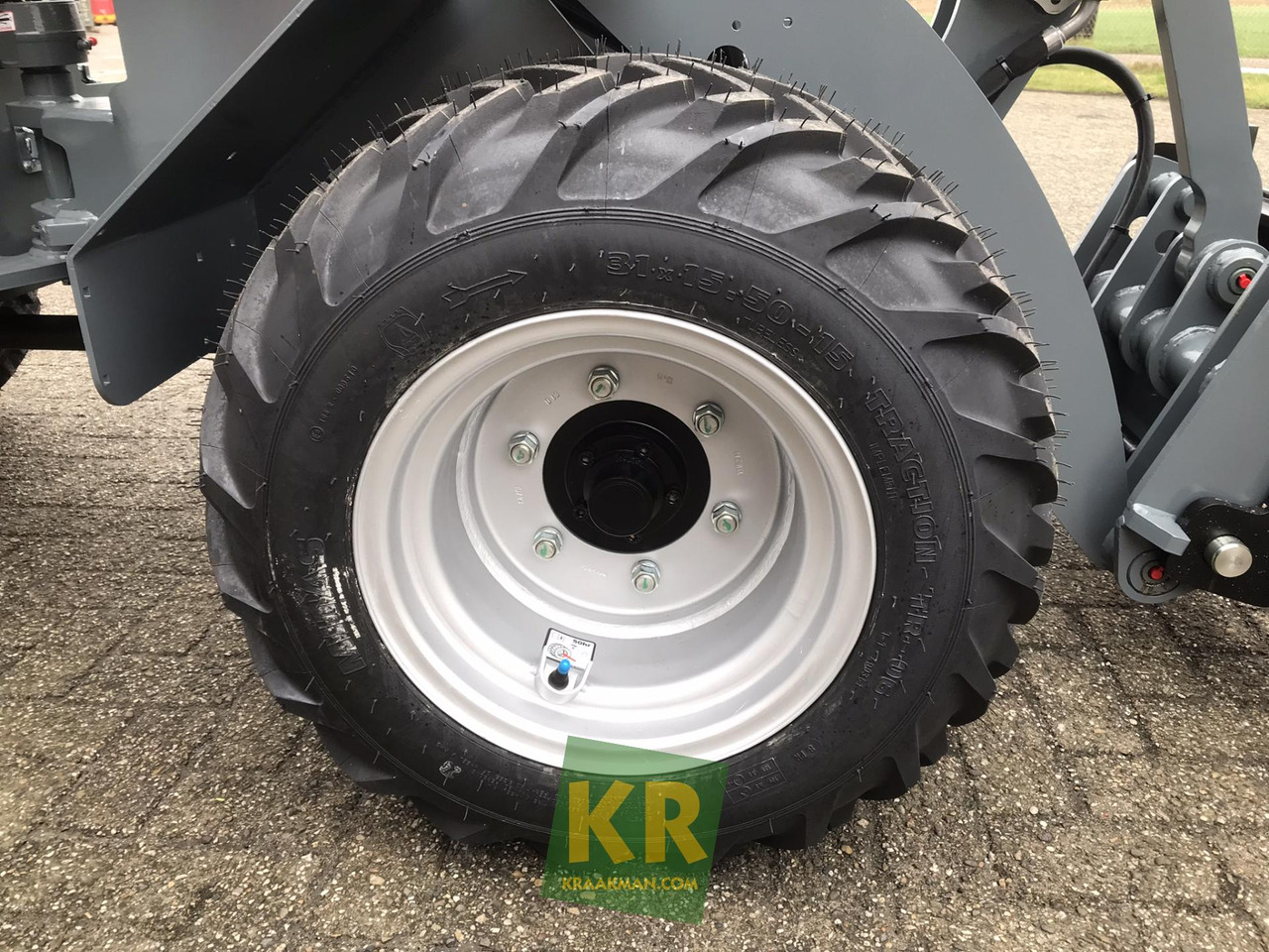Cargadora articulada nuevo Giant G2700E: foto 8