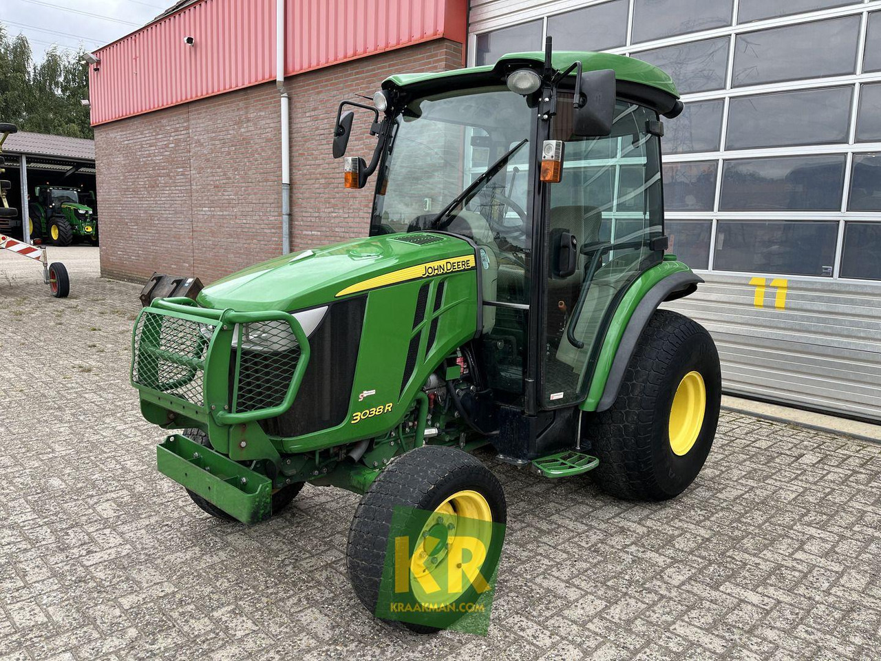 John Deere 3038R - Mini tractor: foto 1 John Deere 3038R - Mini tractor: foto 1