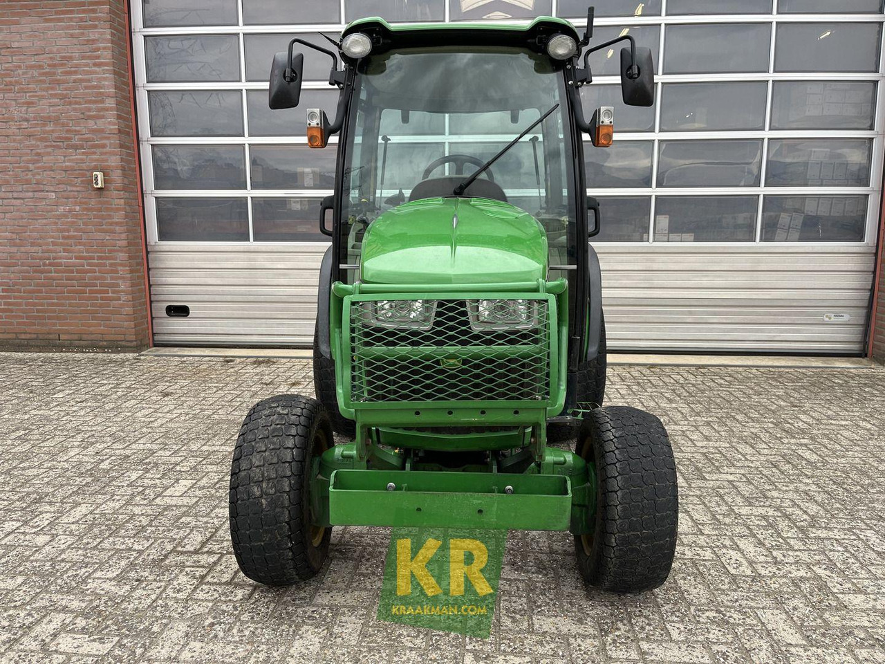 John Deere 3038R - Mini tractor: foto 2 John Deere 3038R - Mini tractor: foto 2