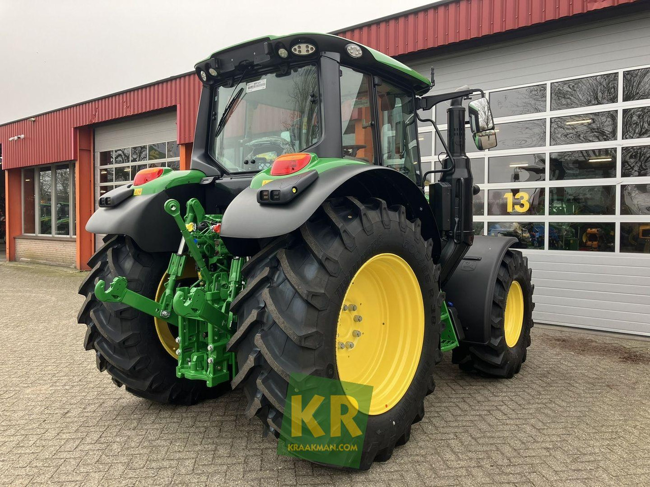John Deere 6100M - Tractor: foto 3 John Deere 6100M - Tractor: foto 3