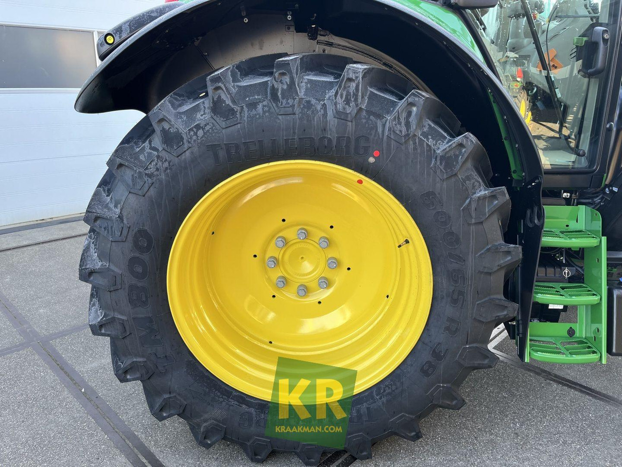John Deere 6120M - Tractor: foto 4 John Deere 6120M - Tractor: foto 4