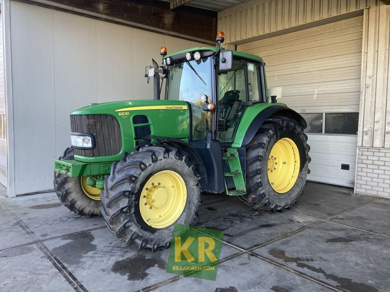 John Deere 6830 PREMIUM - Tractor: foto 5 John Deere 6830 PREMIUM - Tractor: foto 5