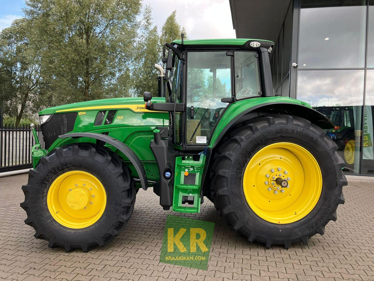 John Deere 6M 155 - Tractor: foto 2 John Deere 6M 155 - Tractor: foto 2