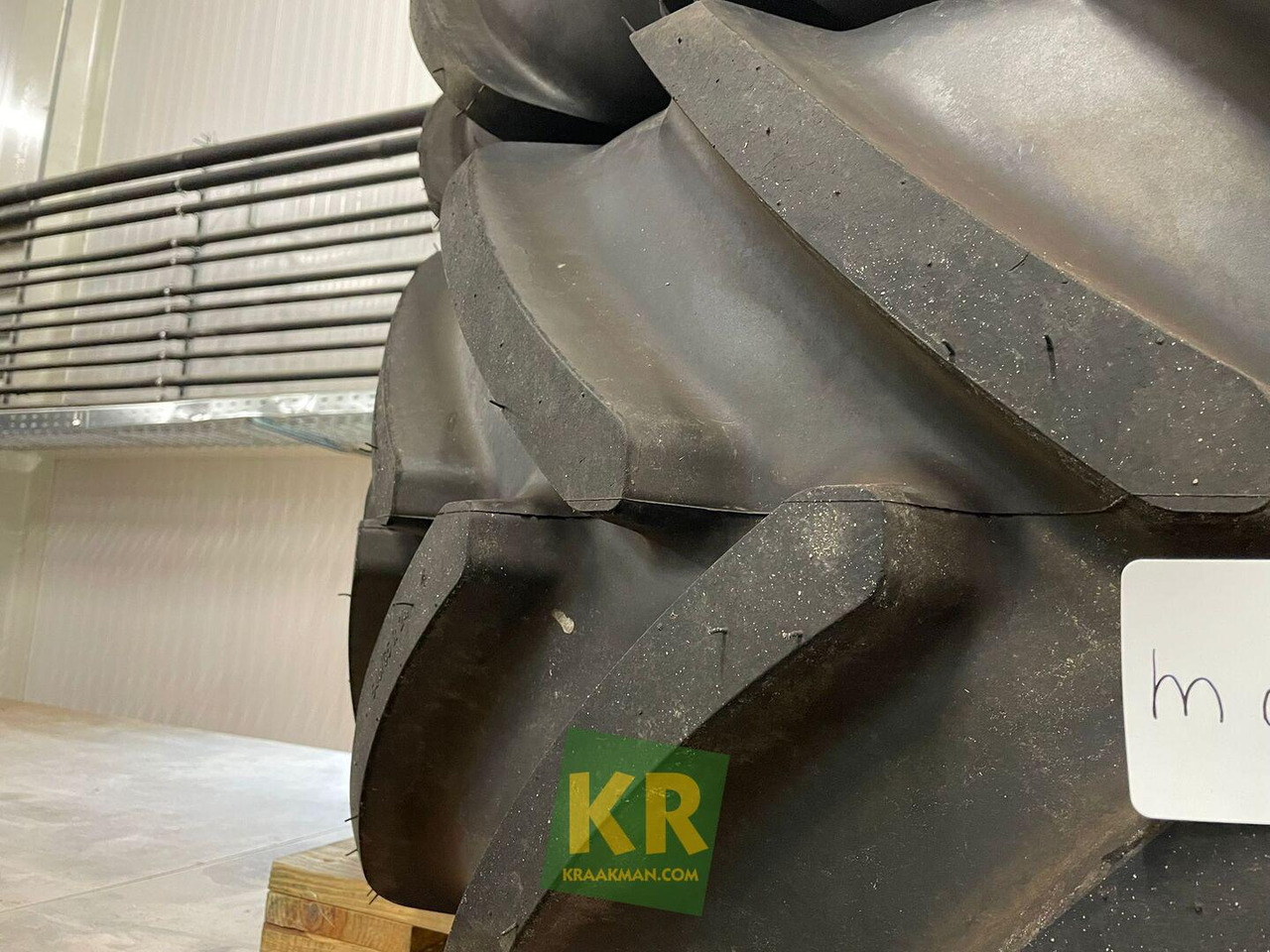 Michelin Multibib 540/65R24 - Rueda completa para Maquinaria agrícola: foto 2 Michelin Multibib 540/65R24 - Rueda completa para Maquinaria agrícola: foto 2