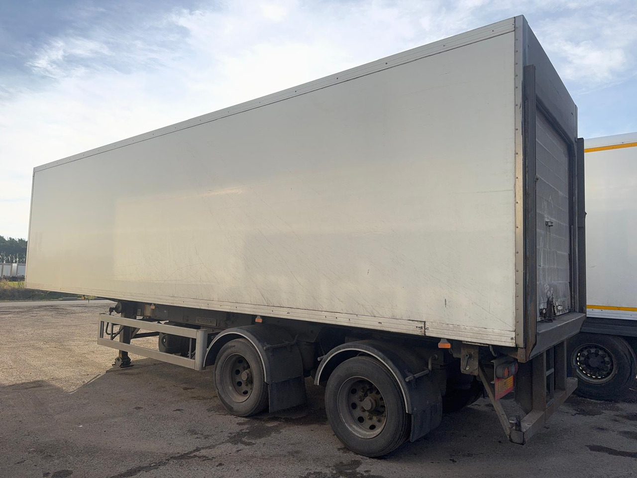 2010 Gray & Adams 13.6m Fridge Trailer – FR010 - Semirremolque frigorífico: foto 3 2010 Gray & Adams 13.6m Fridge Trailer – FR010 - Semirremolque frigorífico: foto 3