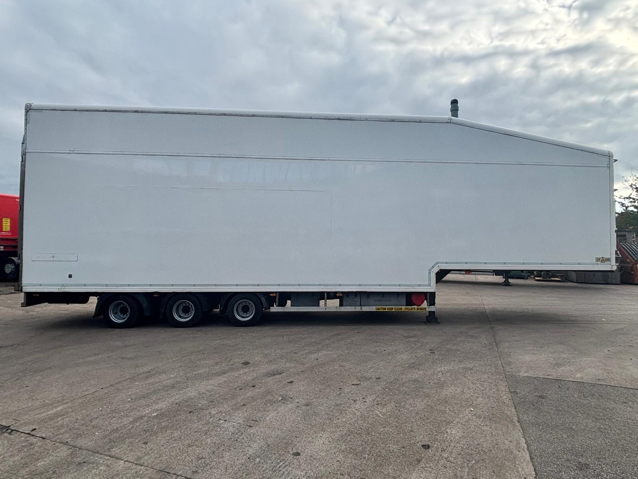 2015 Chereau 13.6m Fridge Trailer – CBT400DD - Semirremolque frigorífico: foto 3 2015 Chereau 13.6m Fridge Trailer – CBT400DD - Semirremolque frigorífico: foto 3