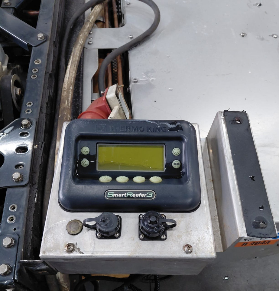 Thermo King T-1200 S/N : GLW1019312 - Refrigerador: foto 5 Thermo King T-1200 S/N : GLW1019312 - Refrigerador: foto 5