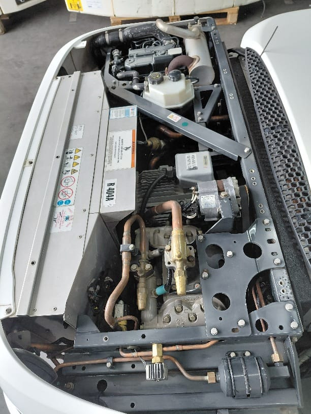 Thermo King T-1200 S/N : GLW1019506 - Refrigerador: foto 5 Thermo King T-1200 S/N : GLW1019506 - Refrigerador: foto 5