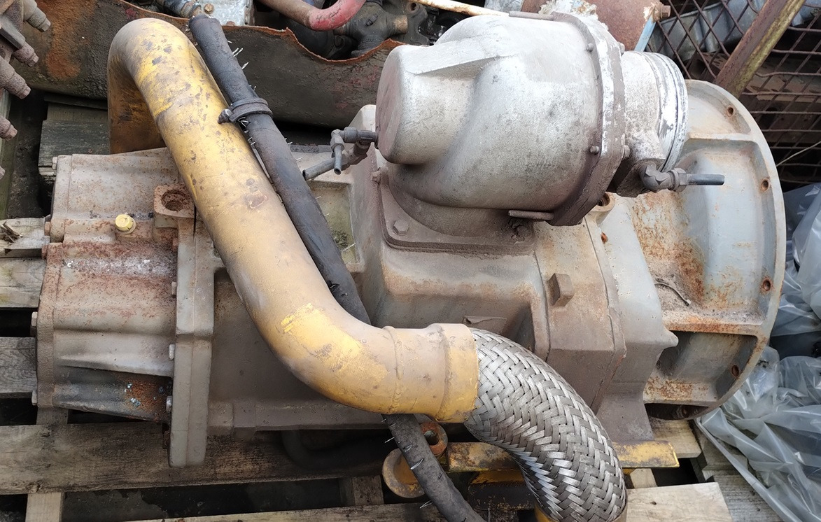 ATLAS COPCO Screw Compressor OIS 0-01 - Compresor de aire: foto 2 ATLAS COPCO Screw Compressor OIS 0-01 - Compresor de aire: foto 2