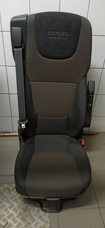 DAF XF 106 E6 - Asiento para Camión: foto 1 DAF XF 106 E6 - Asiento para Camión: foto 1