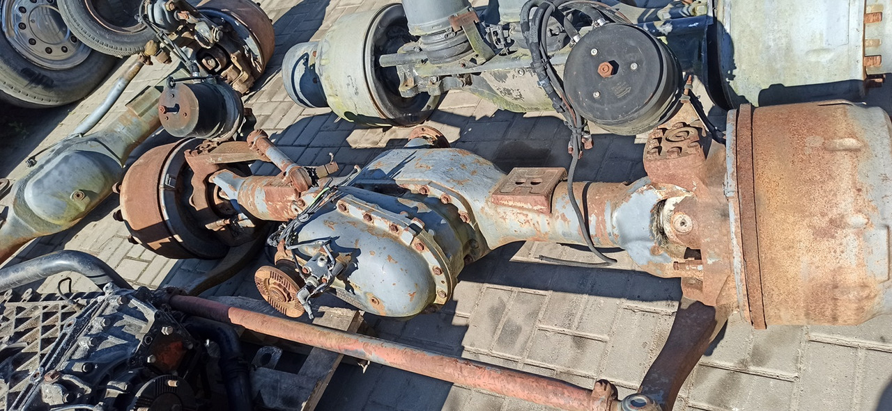 MERCEDES-BENZ ACTROS SK 6x6 8x6 8x8 AD7 - Eje delantero para Camión: foto 1 MERCEDES-BENZ ACTROS SK 6x6 8x6 8x8 AD7 - Eje delantero para Camión: foto 1