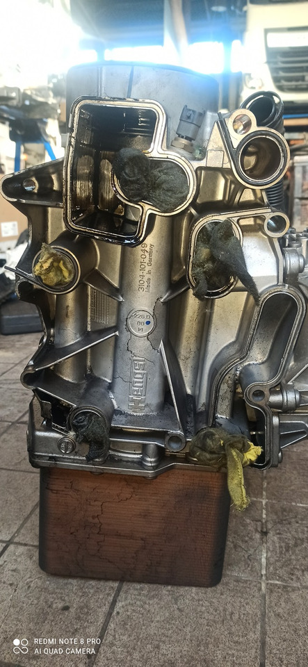 MODUŁ OLEJOWY DAF XF 106 MX11 440 - Filtro de aceite: foto 2 MODUŁ OLEJOWY DAF XF 106 MX11 440 - Filtro de aceite: foto 2