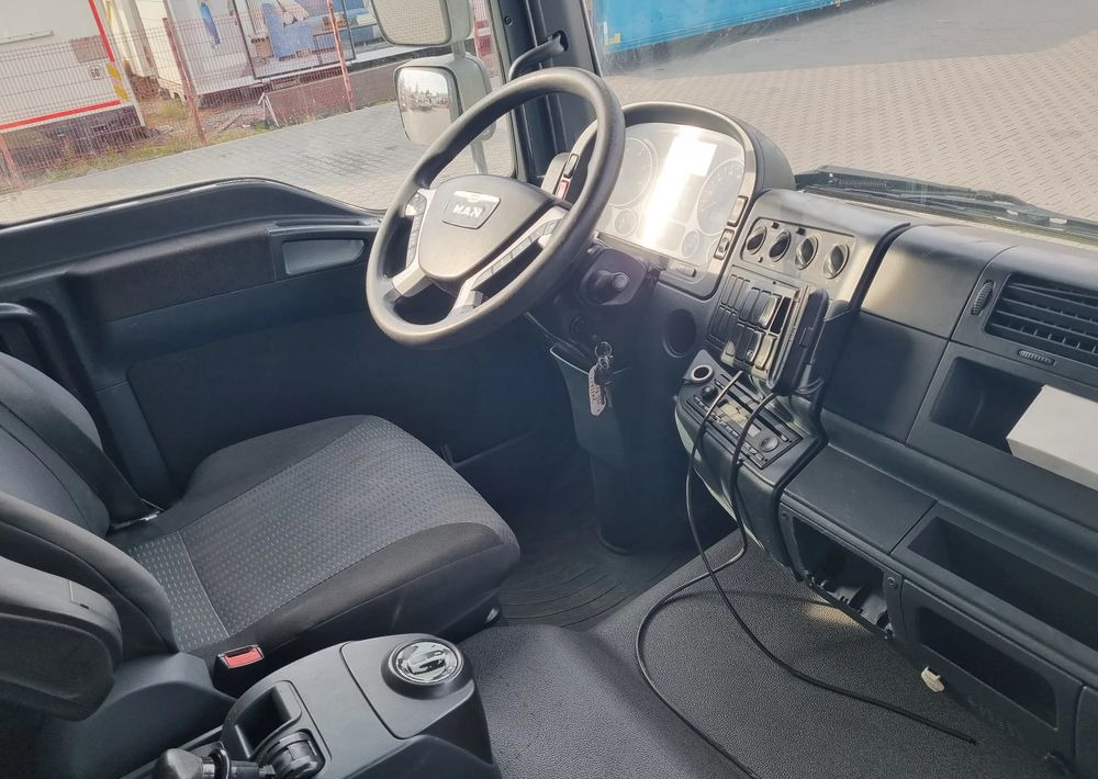 MAN TGM 18 340 - Camión de basura: foto 5 MAN TGM 18 340 - Camión de basura: foto 5