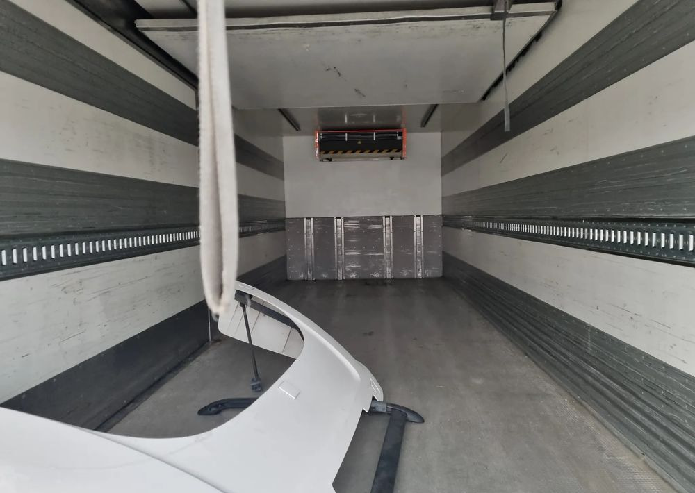 Scania P400 - Camión frigorífico: foto 5 Scania P400 - Camión frigorífico: foto 5