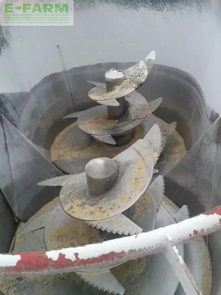 AGM 2 w 240 - Maquinaria ganadera: foto 4 AGM 2 w 240 - Maquinaria ganadera: foto 4