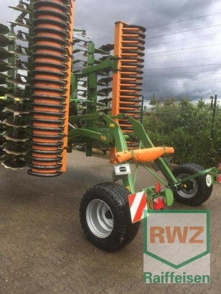 Amazone catros + 6001-2 - Rastras: foto 2 Amazone catros + 6001-2 - Rastras: foto 2