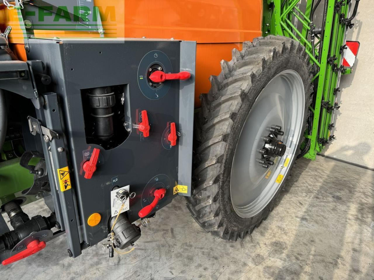 Amazone ug 3000 super - Pulverizador arrastrado: foto 2 Amazone ug 3000 super - Pulverizador arrastrado: foto 2