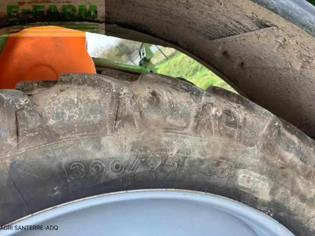 Amazone ux 4200 - Pulverizador arrastrado: foto 2 Amazone ux 4200 - Pulverizador arrastrado: foto 2