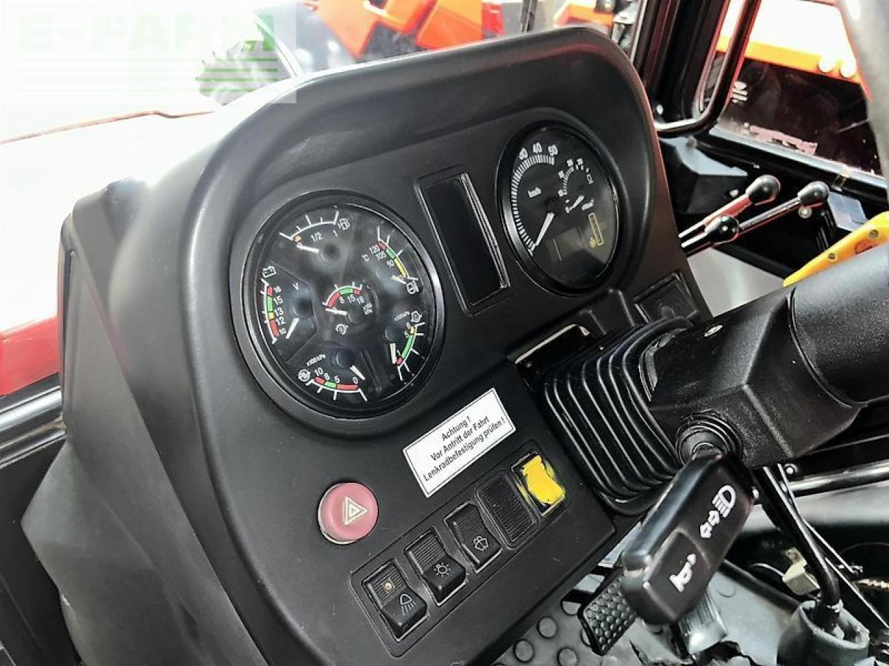 Tractor Belarus 1220.3: foto 11