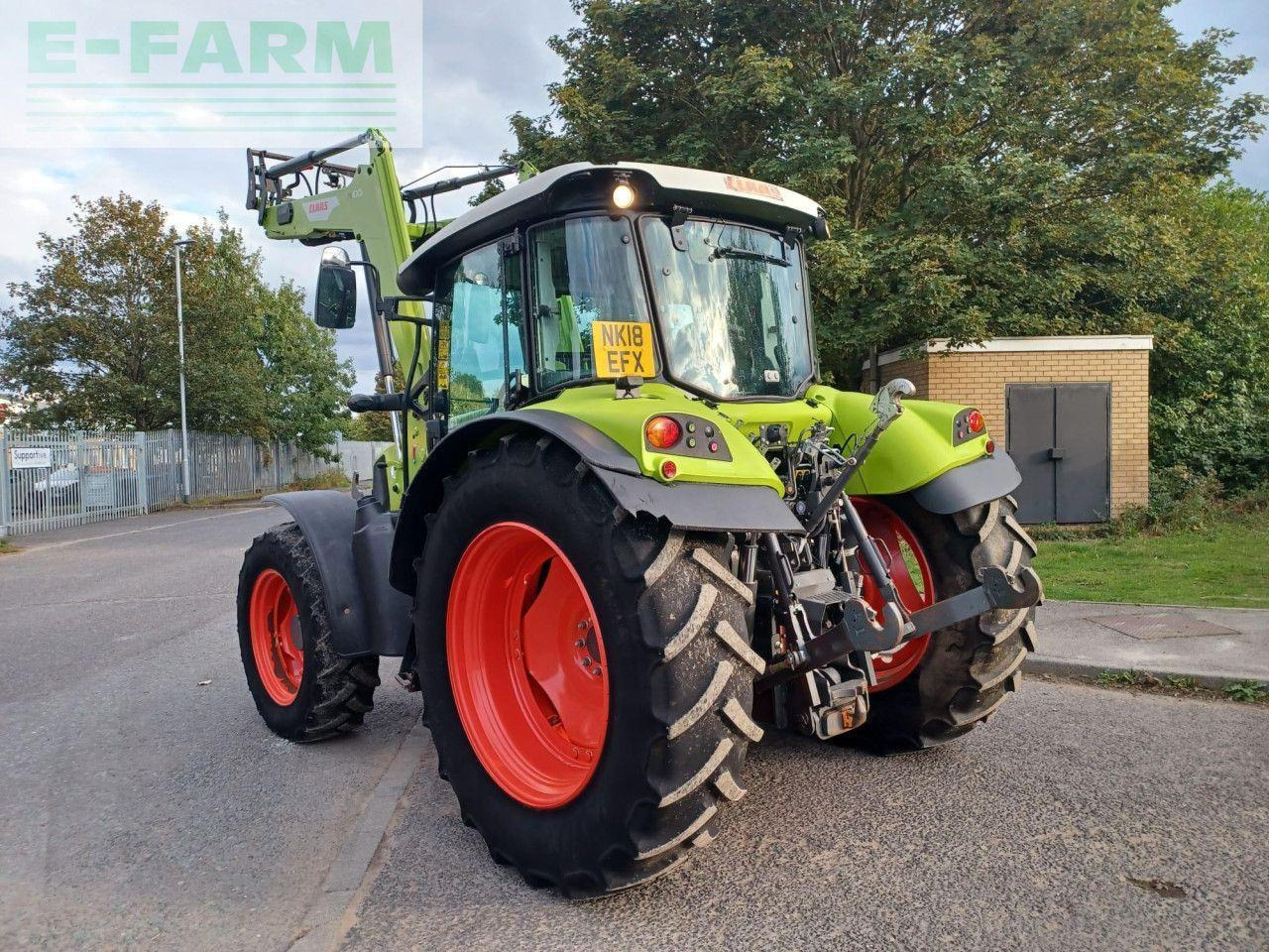 Tractor CLAAS ARION 420 CLASSIC: foto 16