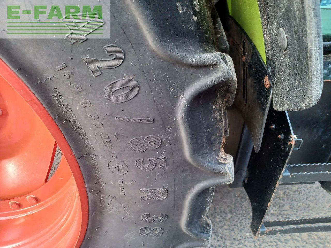 Tractor CLAAS ARION 420 CLASSIC: foto 8