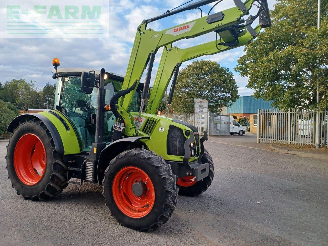 Tractor CLAAS ARION 420 CLASSIC: foto 19