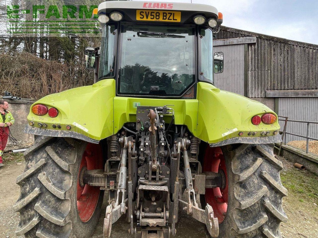 CLAAS ARION 520 - Tractor: foto 1 CLAAS ARION 520 - Tractor: foto 1
