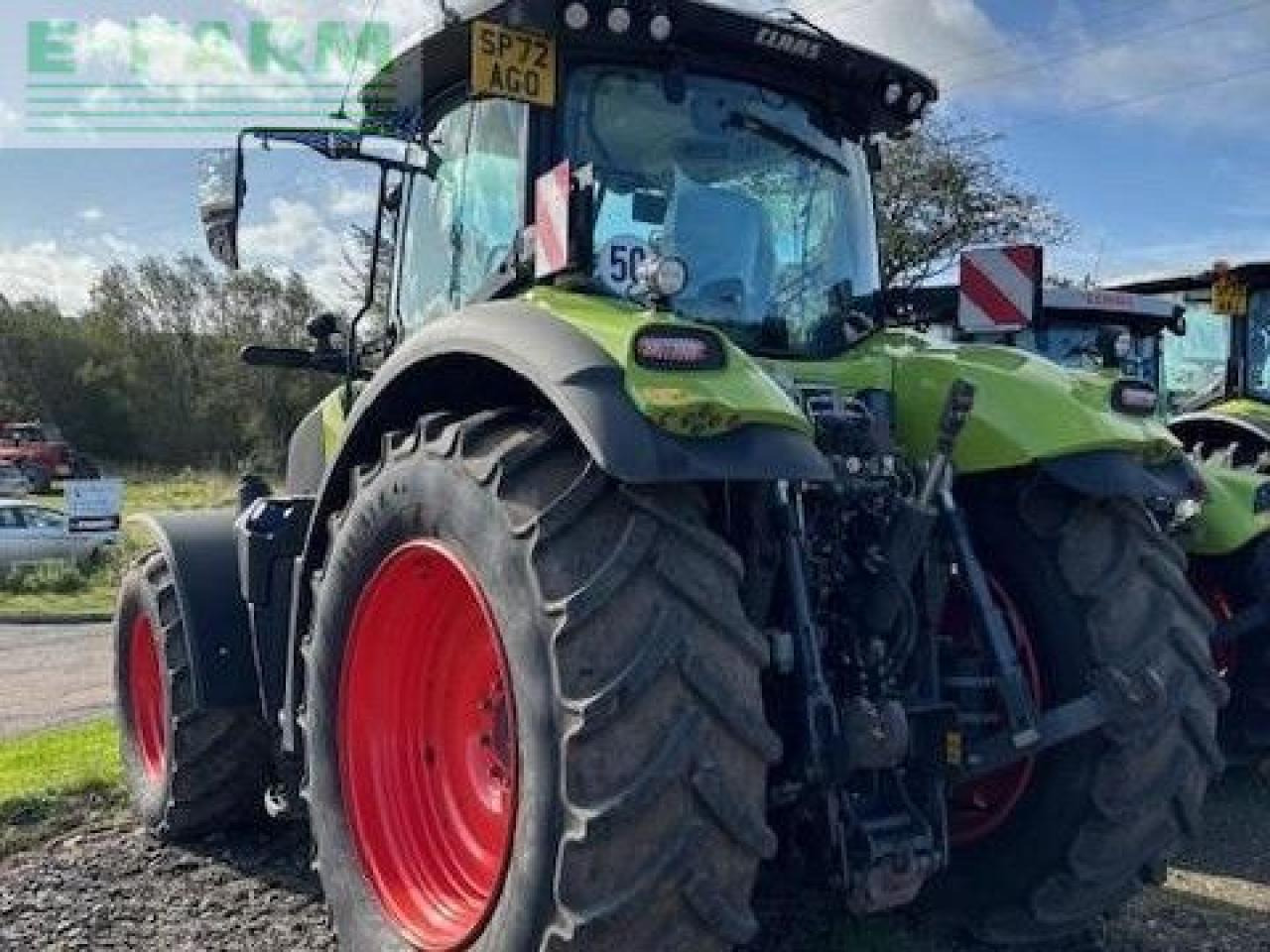 Tractor CLAAS AXION 830: foto 6