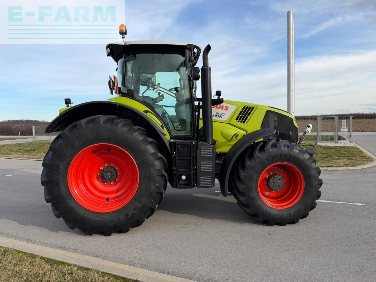 CLAAS AXION 830 - Tractor: foto 4 CLAAS AXION 830 - Tractor: foto 4