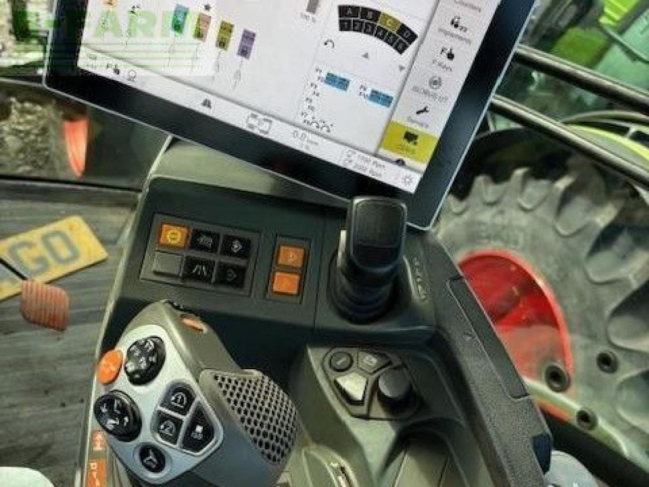 CLAAS AXION 830 - Tractor: foto 5 CLAAS AXION 830 - Tractor: foto 5