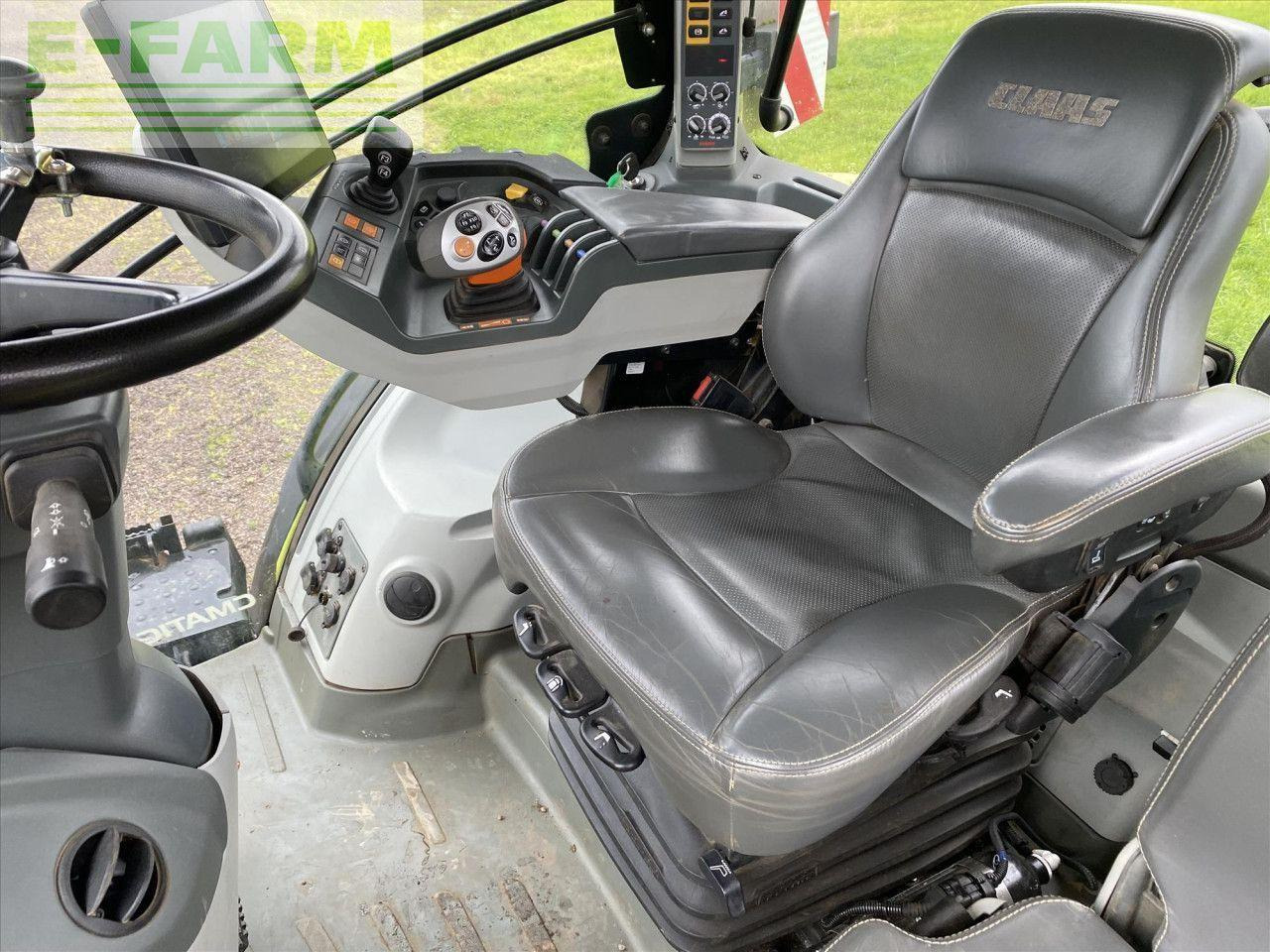 Tractor CLAAS AXION 930: foto 8