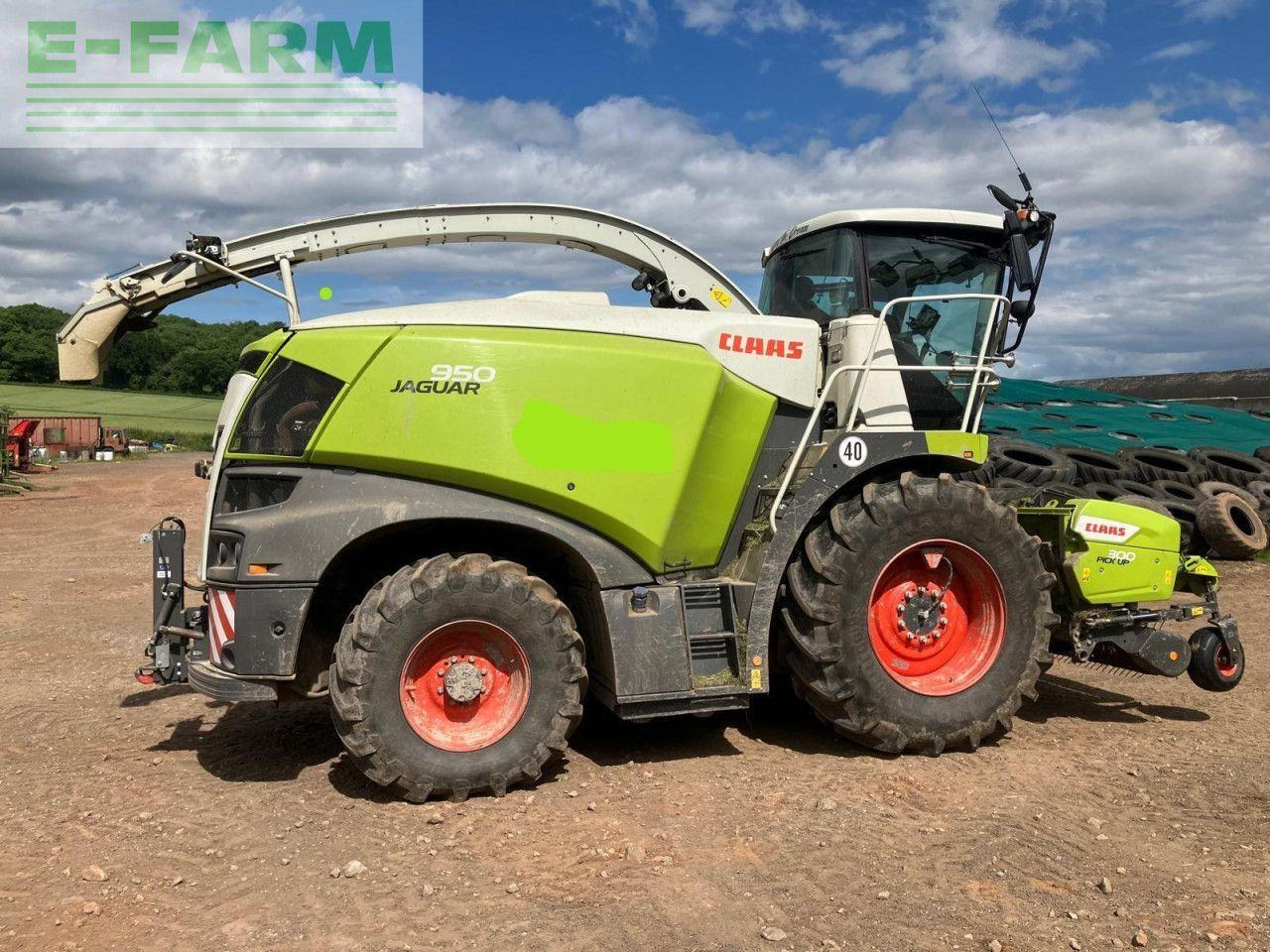 CLAAS JAGUAR 950 STAGE V 4WD - Cosechadora de forraje: foto 1 CLAAS JAGUAR 950 STAGE V 4WD - Cosechadora de forraje: foto 1