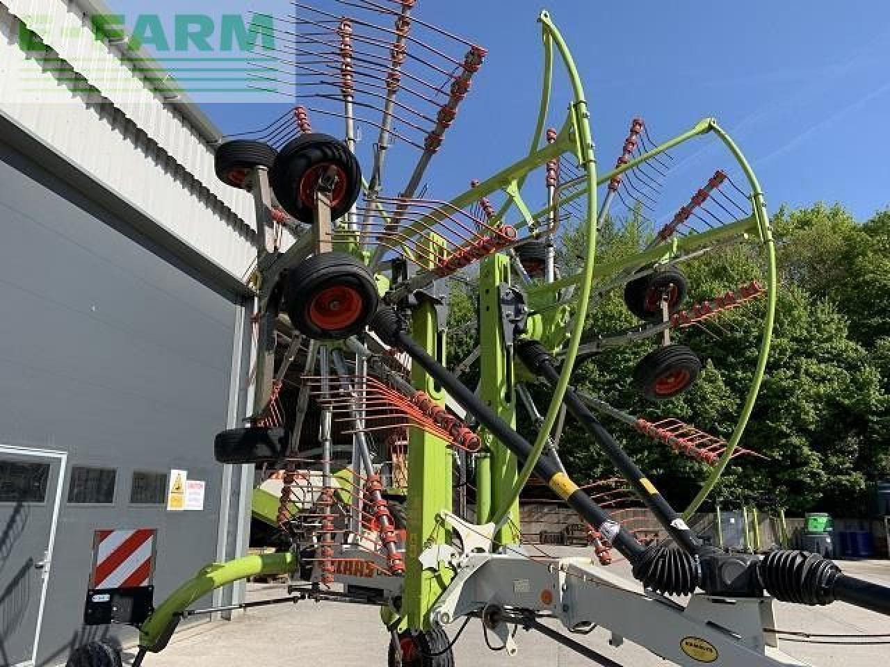 CLAAS LINER 2700 - Henificadora: foto 2 CLAAS LINER 2700 - Henificadora: foto 2