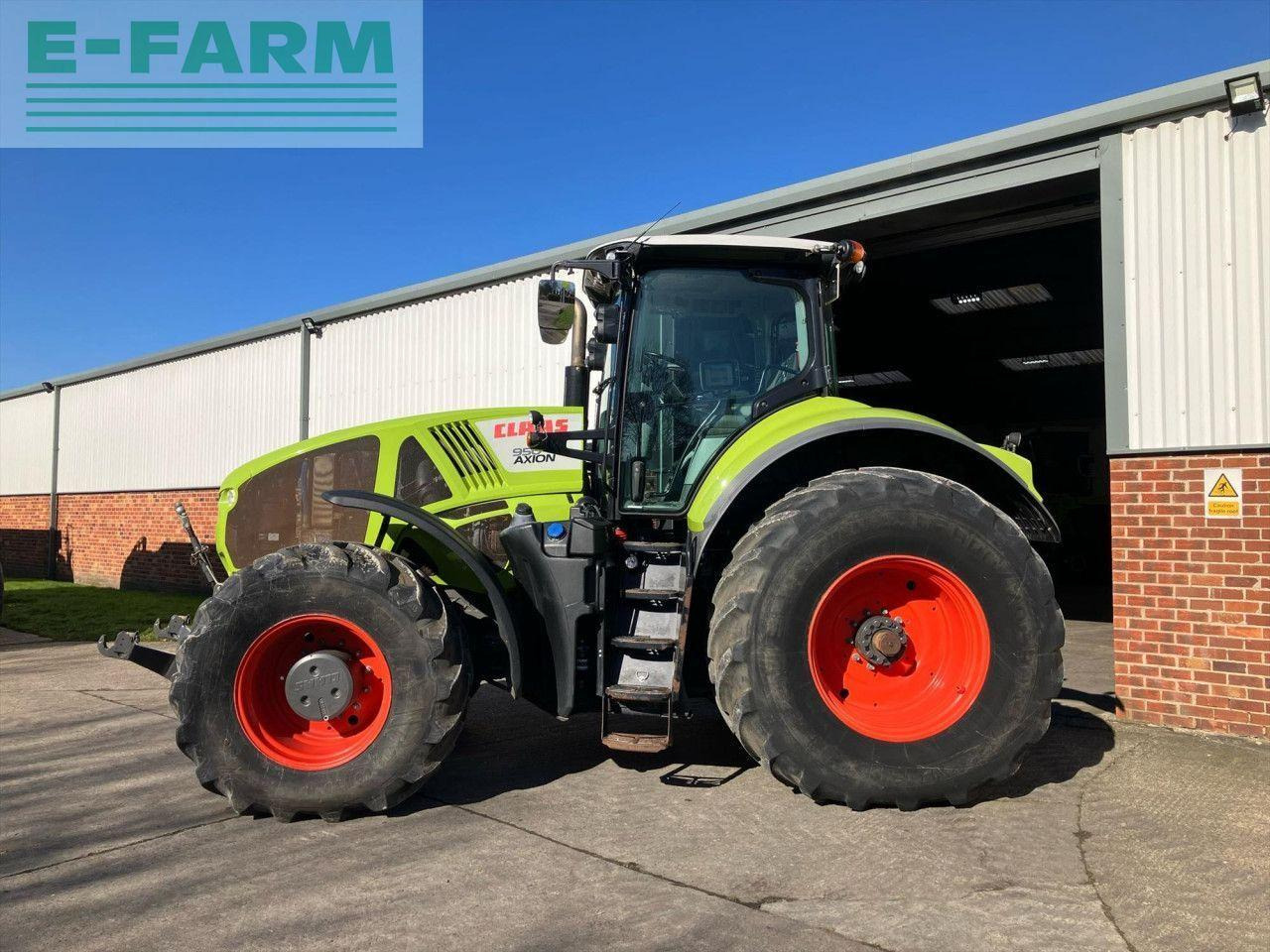 CLAAS USED 2017 AXION 950 - Tractor: foto 2 CLAAS USED 2017 AXION 950 - Tractor: foto 2