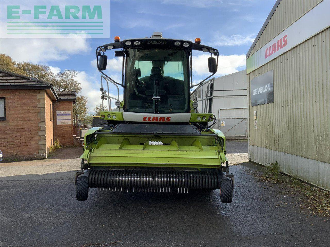 CLAAS USED JAGUAR 880 - Cosechadora de forraje: foto 2 CLAAS USED JAGUAR 880 - Cosechadora de forraje: foto 2