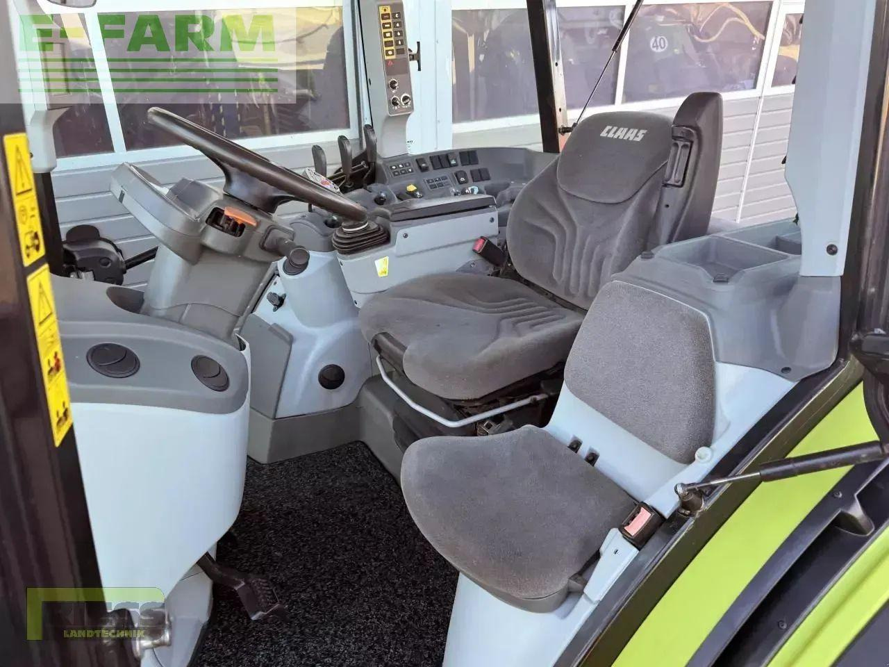 CLAAS arion 420 cis a32 - Tractor: foto 4 CLAAS arion 420 cis a32 - Tractor: foto 4