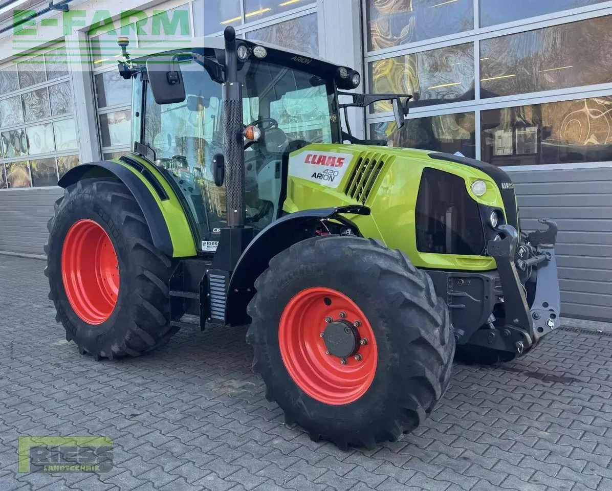 CLAAS arion 420 cis a32 - Tractor: foto 2 CLAAS arion 420 cis a32 - Tractor: foto 2