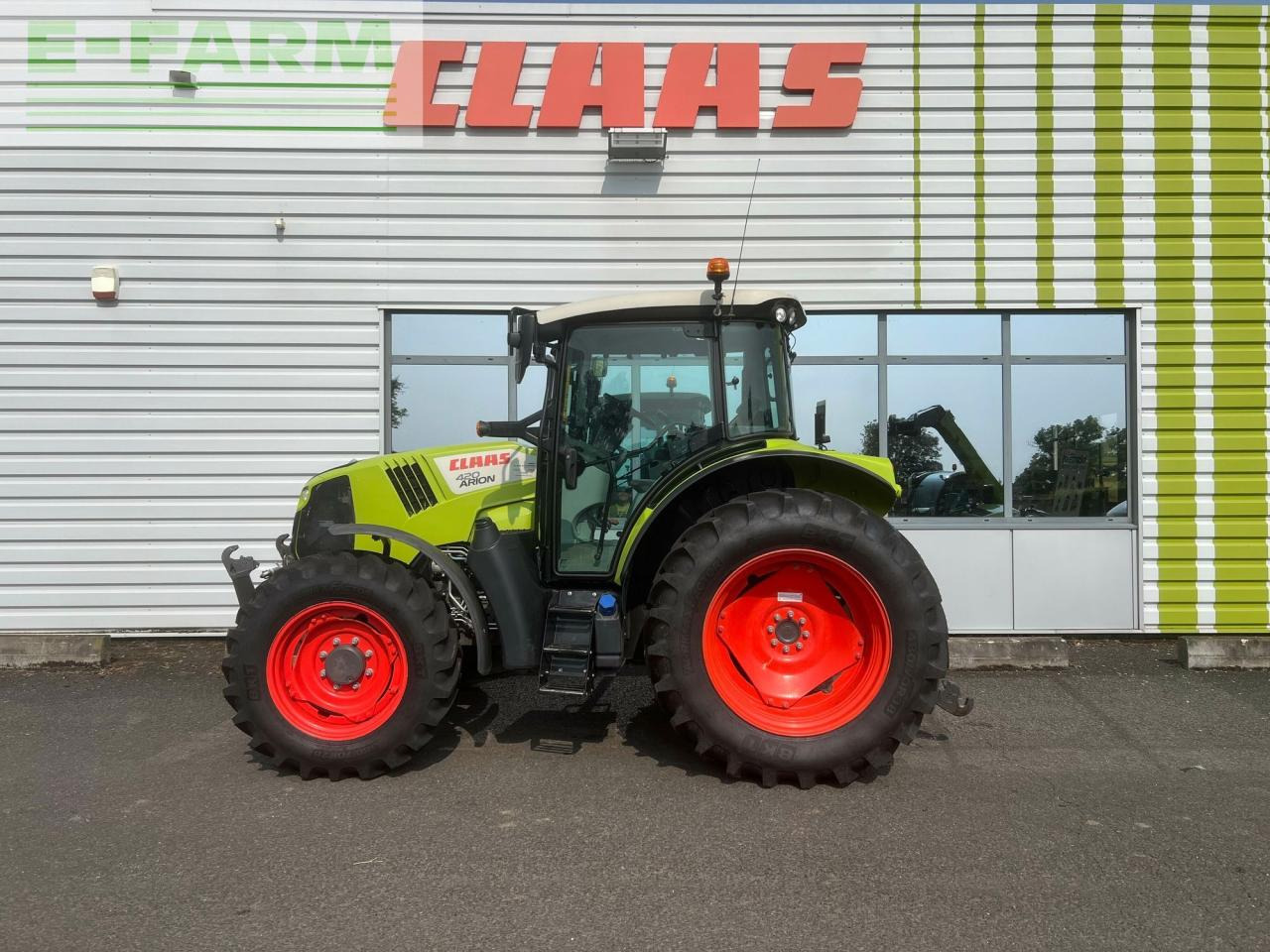 CLAAS arion 420 m - Tractor: foto 4 CLAAS arion 420 m - Tractor: foto 4