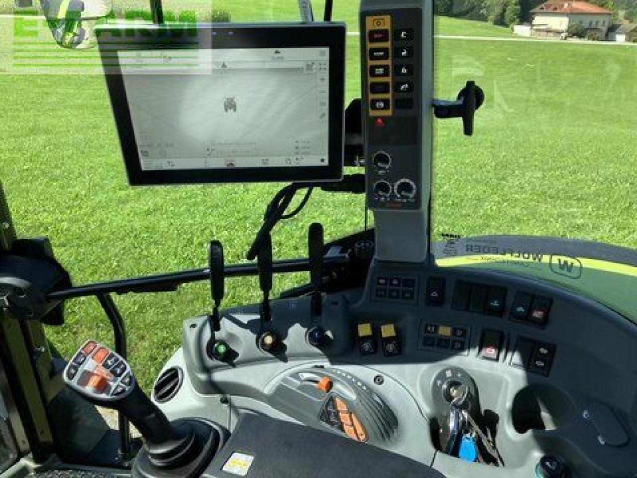 Tractor CLAAS arion 450 cis panoramic CIS: foto 22 Tractor CLAAS arion 450 cis panoramic CIS: foto 22