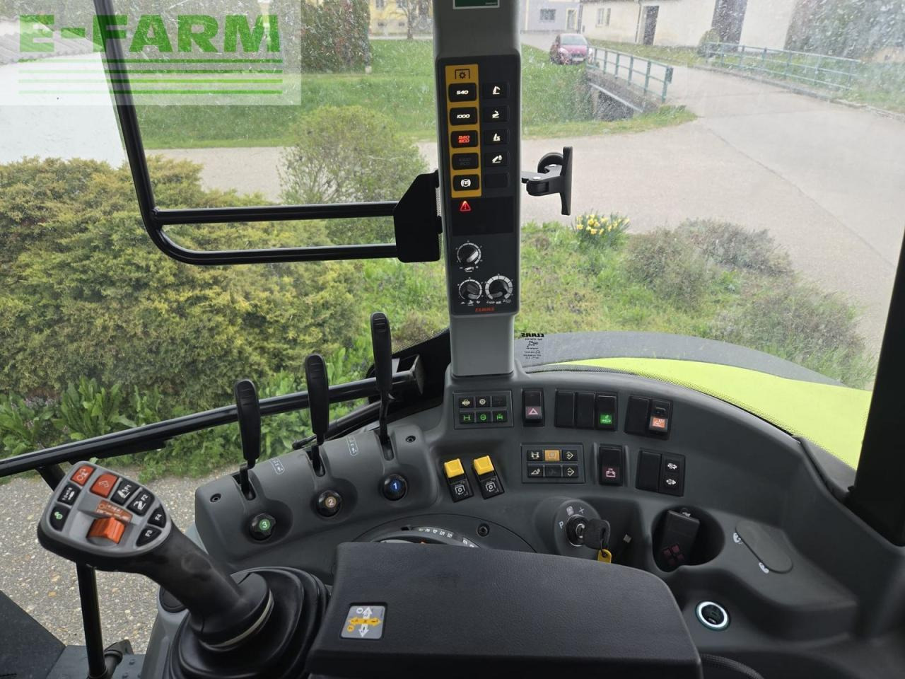 Tractor CLAAS arion 450 stage v (cis) CIS: foto 11