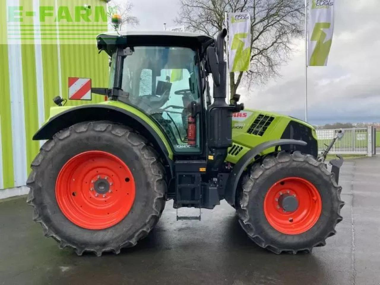 CLAAS arion 550 cmatic cebis CMATIC CEBIS - Tractor: foto 4 CLAAS arion 550 cmatic cebis CMATIC CEBIS - Tractor: foto 4