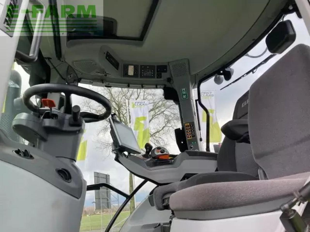 Tractor CLAAS arion 550 cmatic cebis CMATIC CEBIS: foto 10