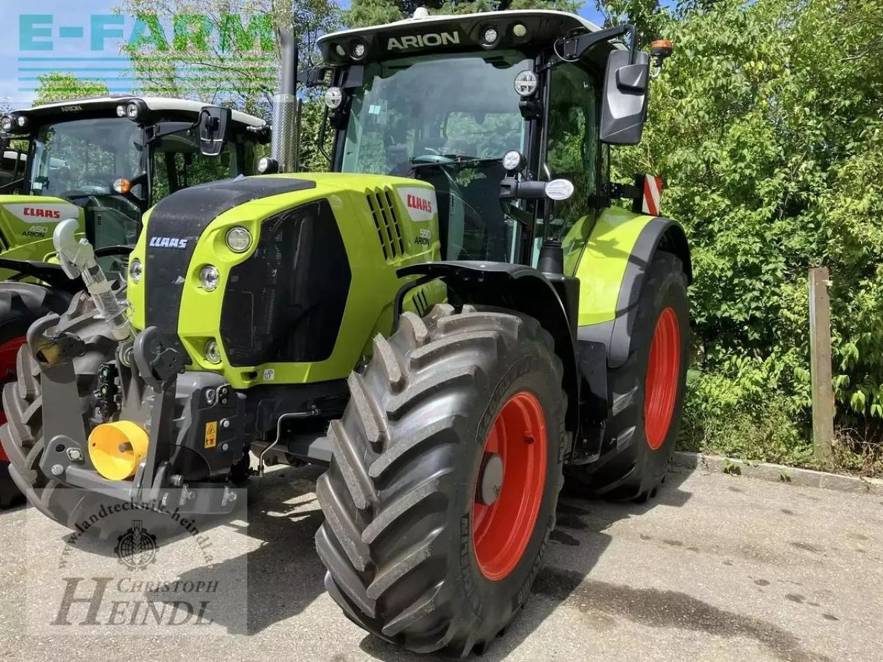 CLAAS arion 550 cmatic cebis CMATIC CEBIS - Tractor: foto 2 CLAAS arion 550 cmatic cebis CMATIC CEBIS - Tractor: foto 2